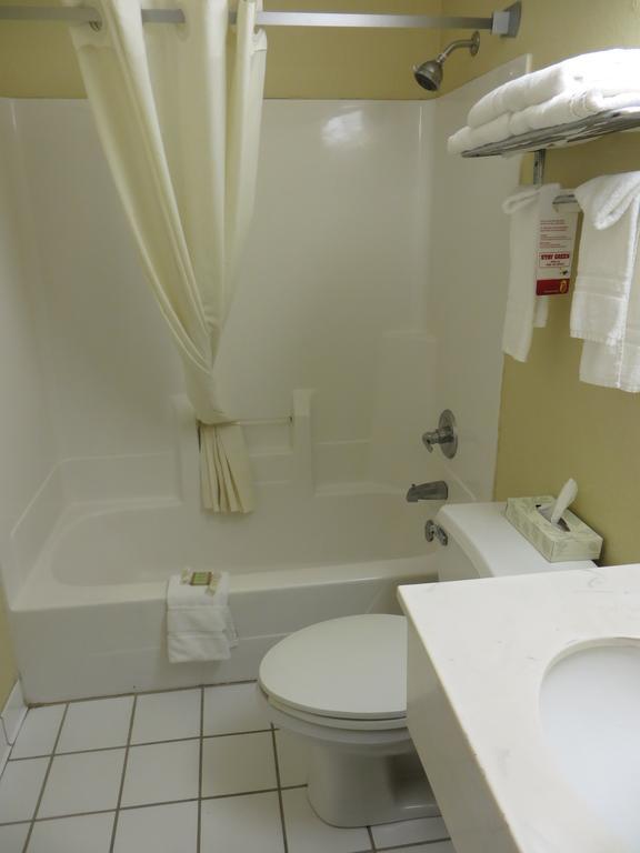 Double Room with Two Double Beds - Non-Smoking