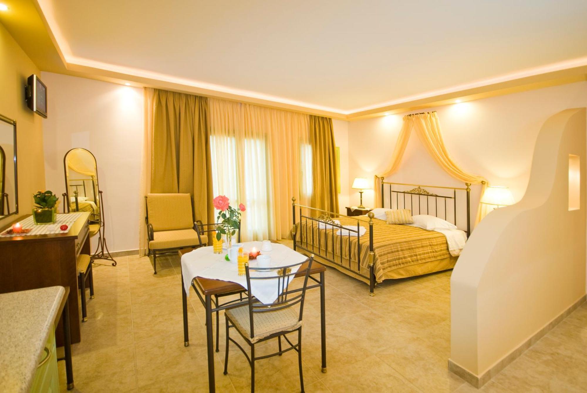 Anassa Deluxe Studio