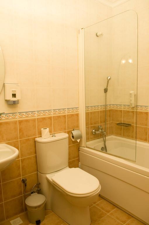 Classic Quadruple Room