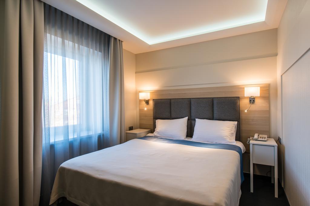 Small Double or Twin Room