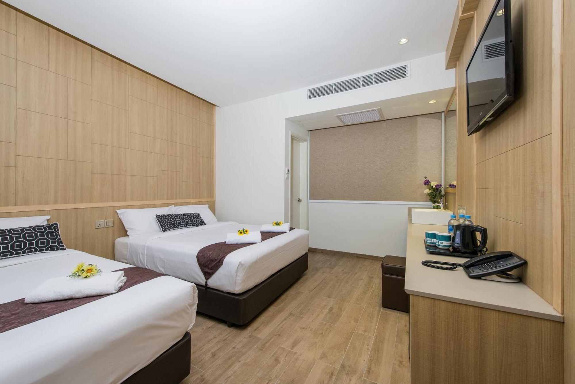 Triple Room
