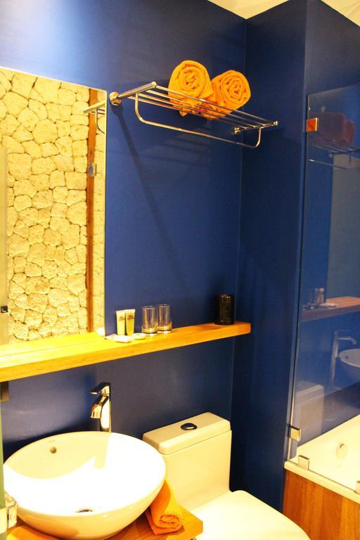 Deluxe Double Room with Balcony and Sea View