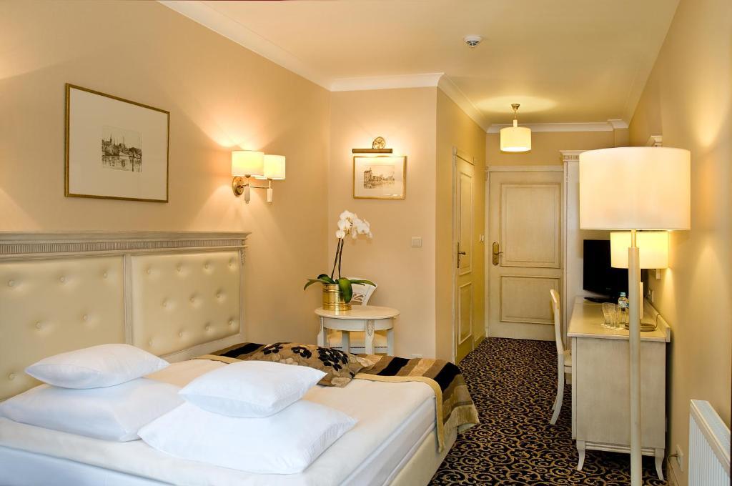Family Suite (Building A)