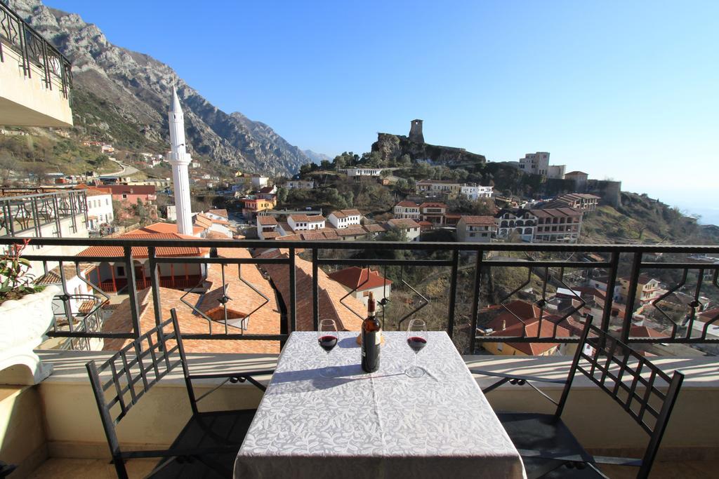 Triple Room with View