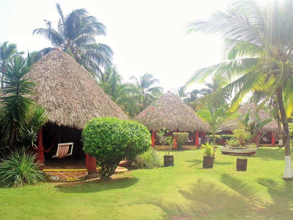 Bungalow (2 Adults)