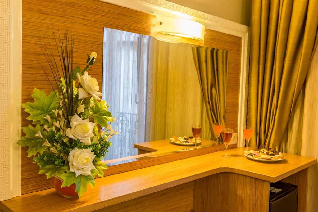 Quadruple Room with Balcony