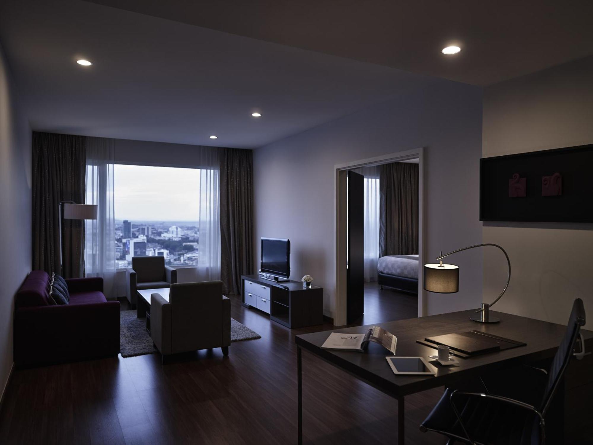 Executive King Suite with Lounge Access