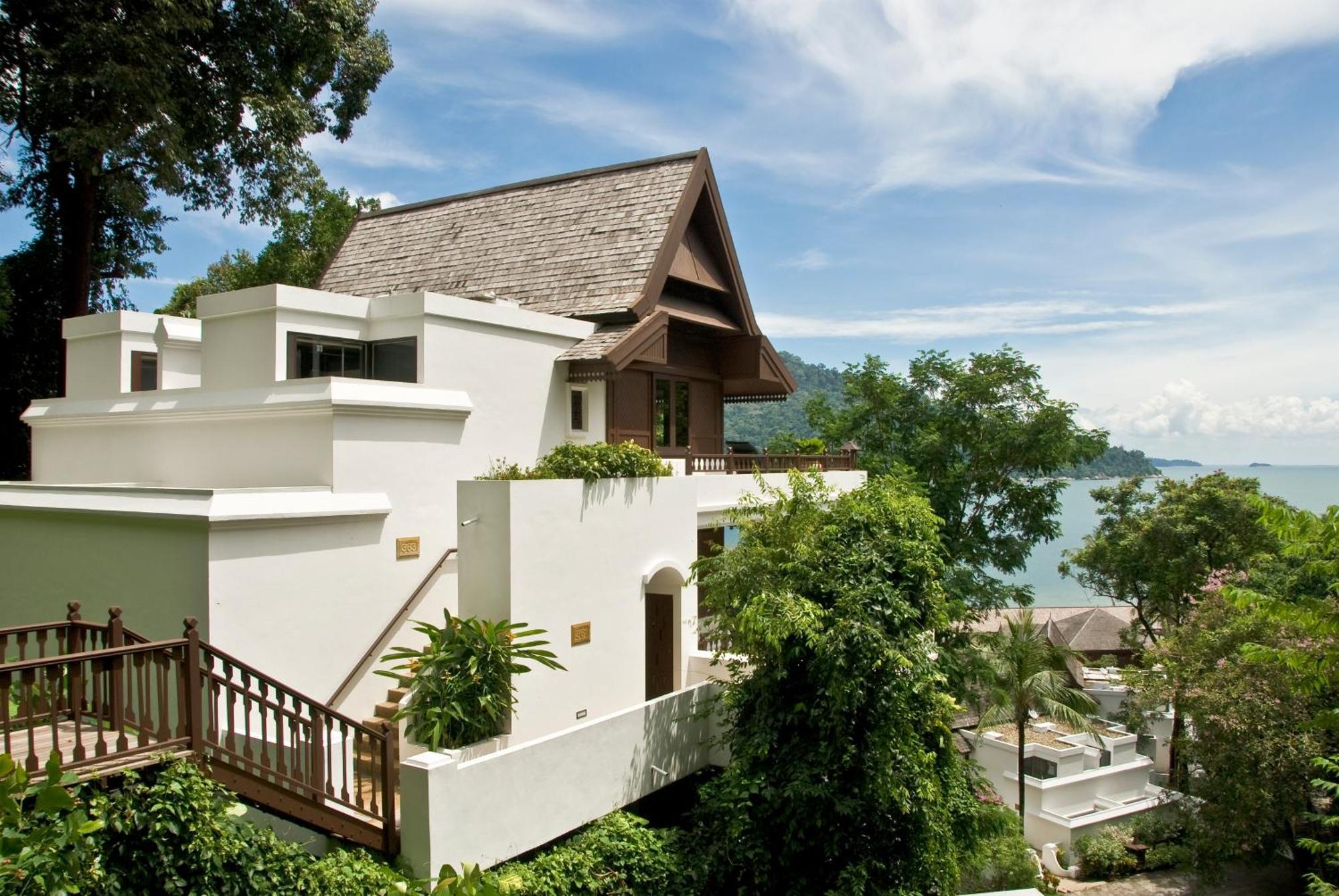 Tropical Hill Villa