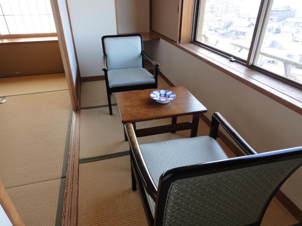 Japanese-Style Room
