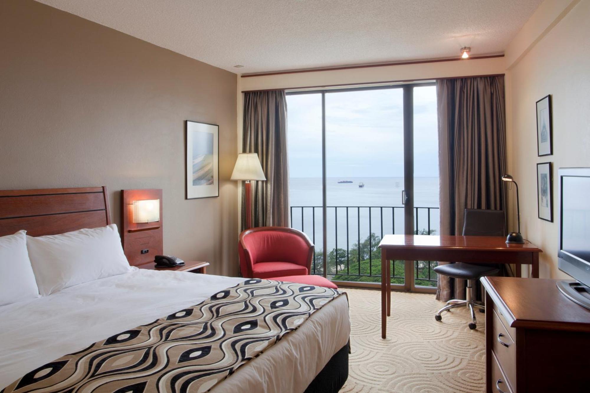 Executive King Room - Non Smoking