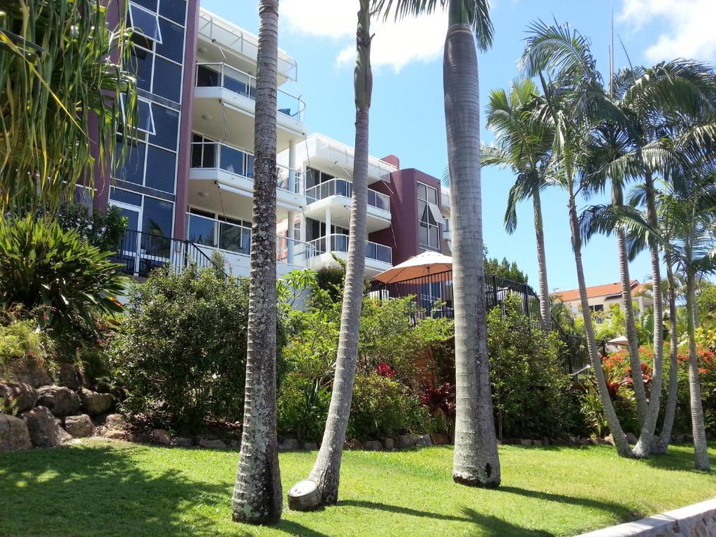 One-Bedroom Apartment with Balcony and View