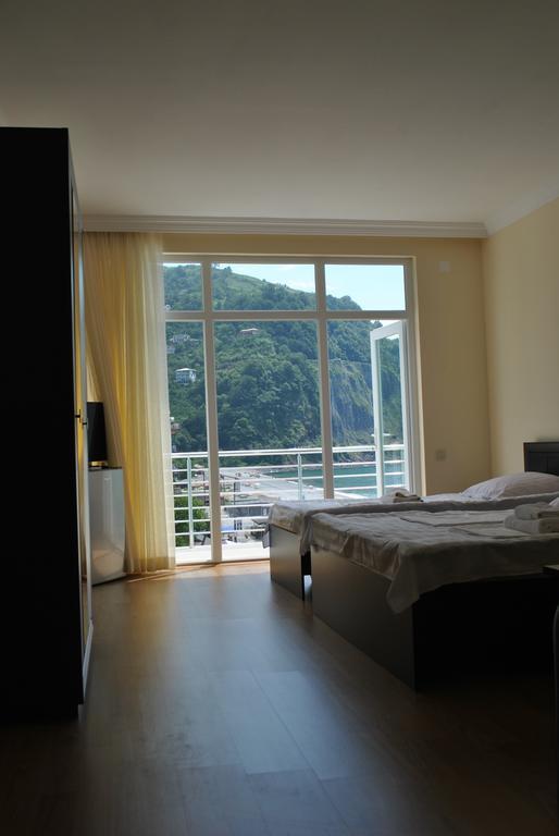 Standard Triple Room with Sea View