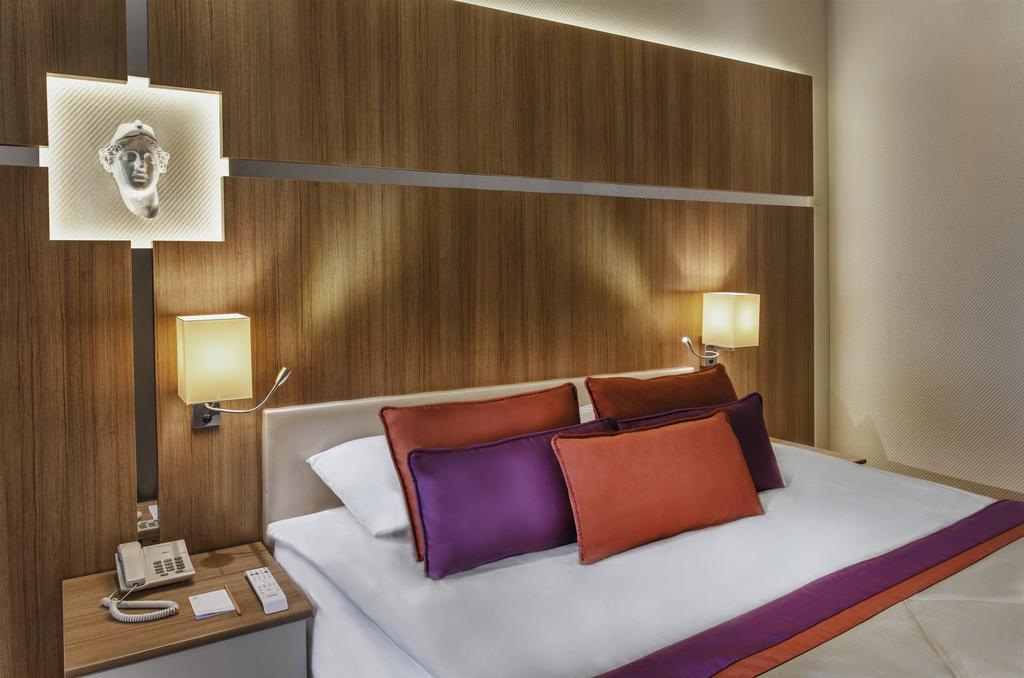 Standard Double or Twin Room with Land View