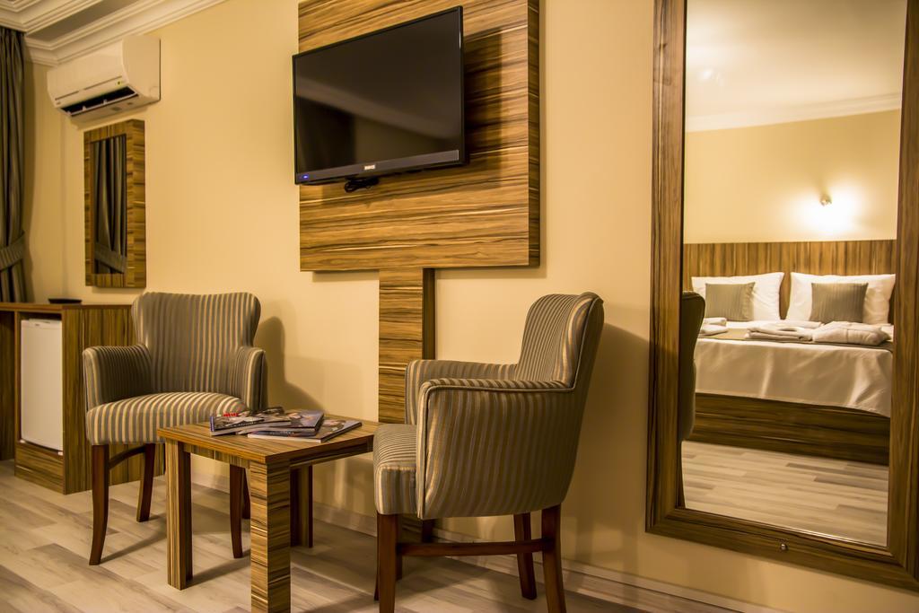 Superior Triple Room