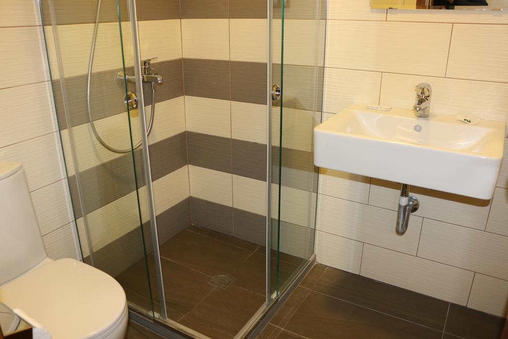 Double or Twin Room with City View