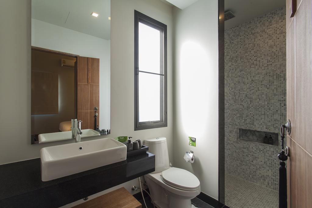 Two-Bedroom Elegant Style with Private Pool