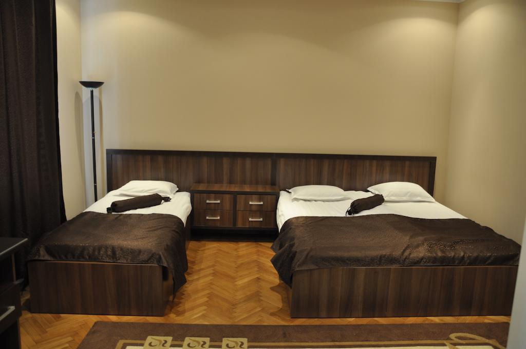 One-Bedroom Suite