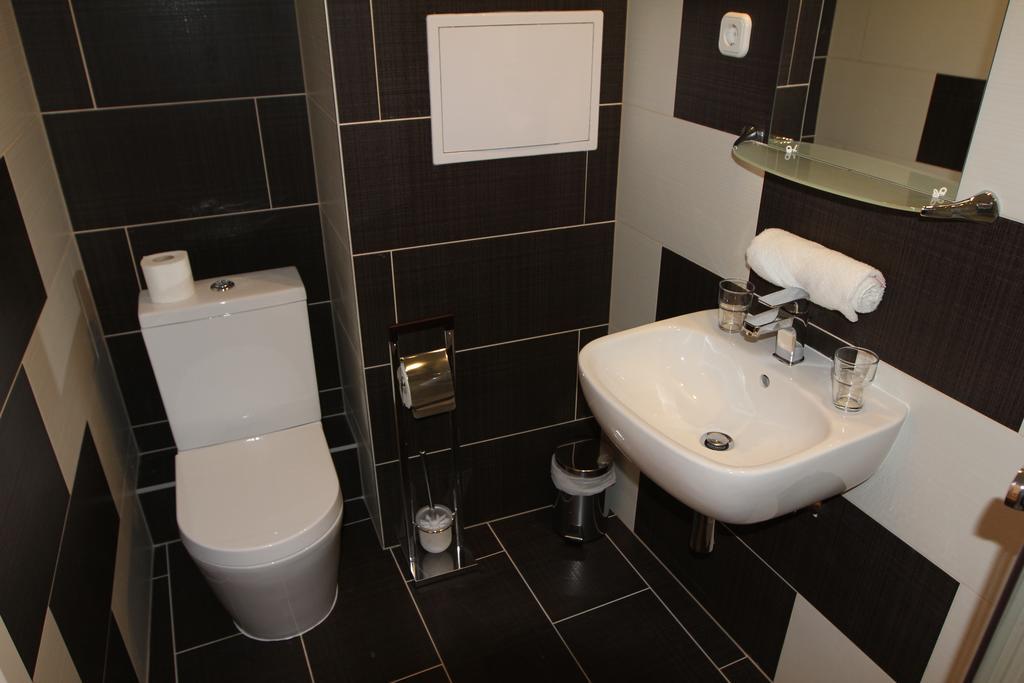 Small Double or Twin Room