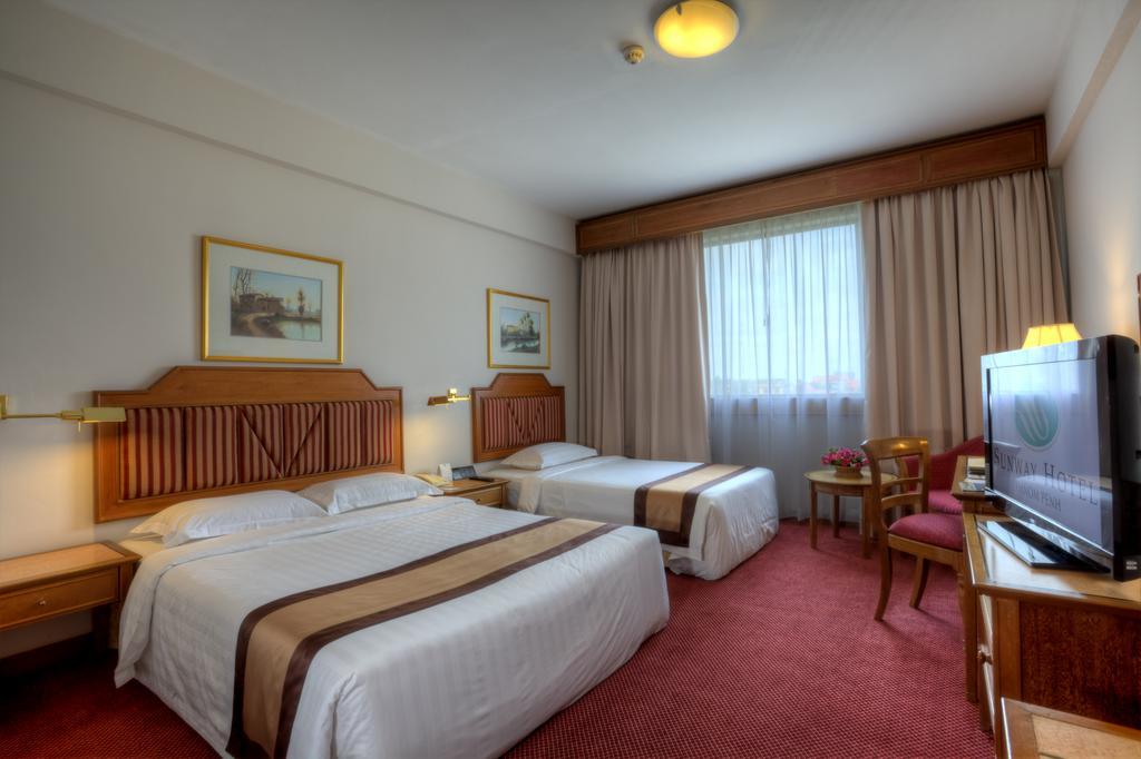 Deluxe Double or Twin Room