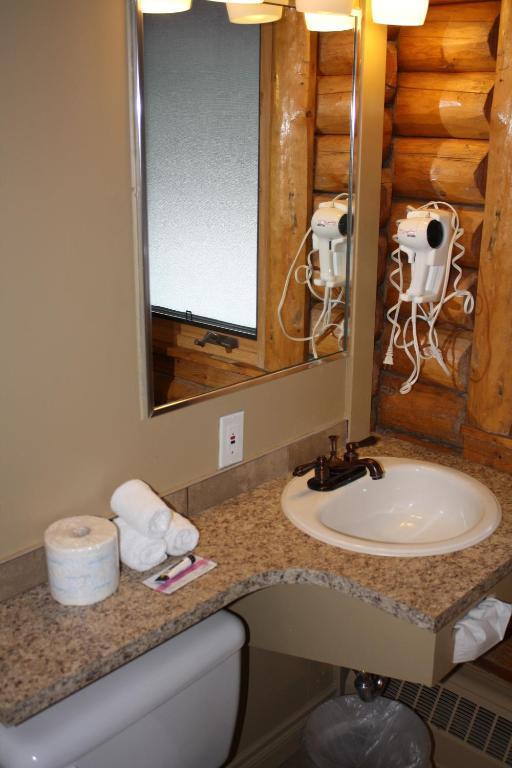 Double Room with Two Double Beds - Patio