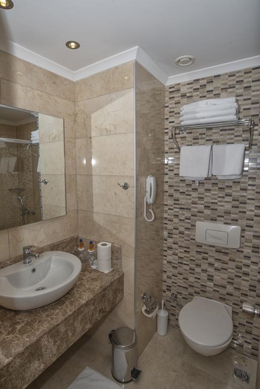Double Room with Balcony and Sea View