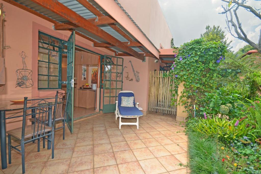 Superior Double or Twin Room with Garden View