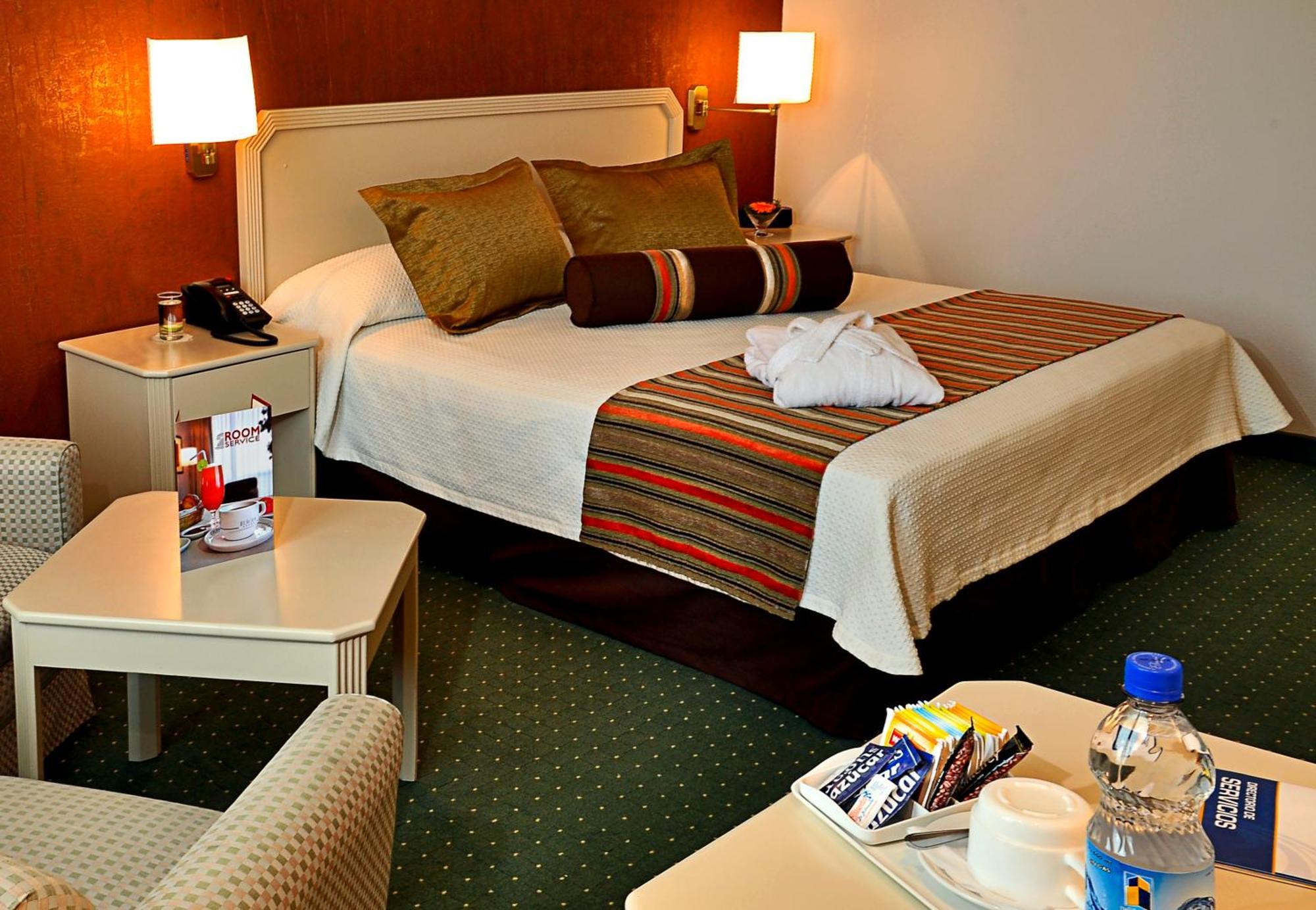 Premium King Room