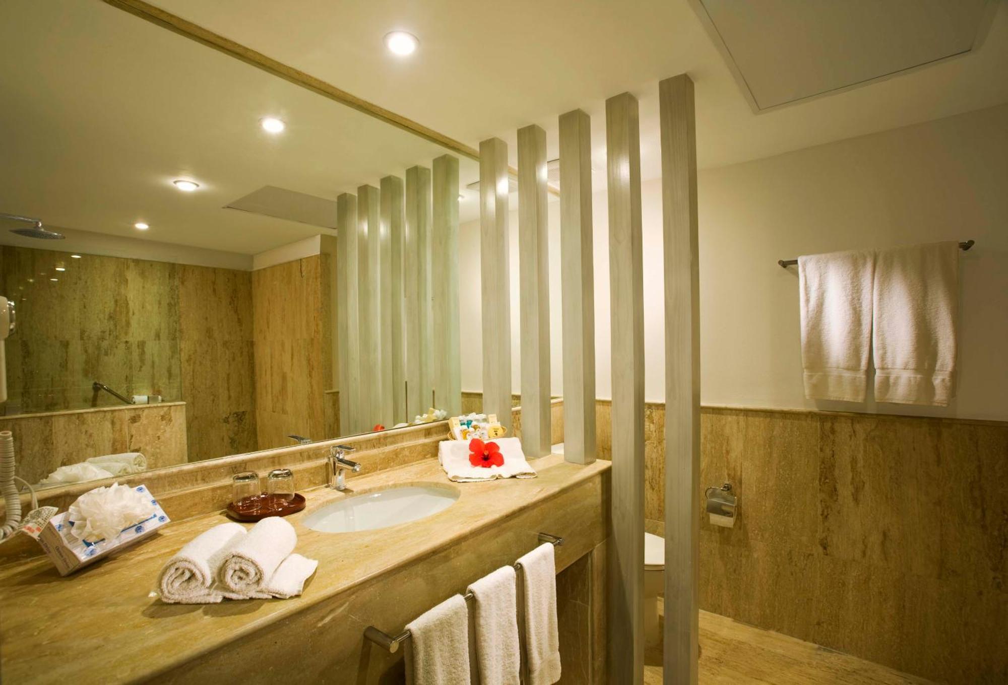 Superior Triple Room with Sea View