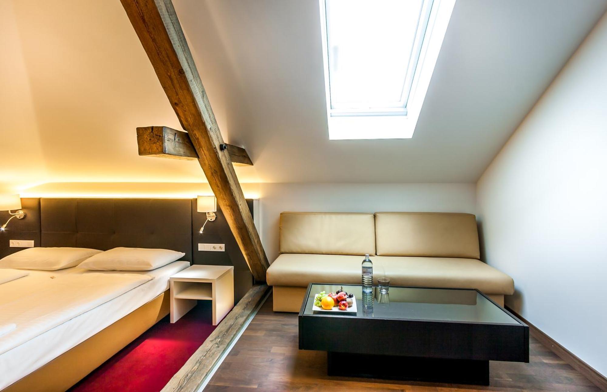 Classic Triple Room