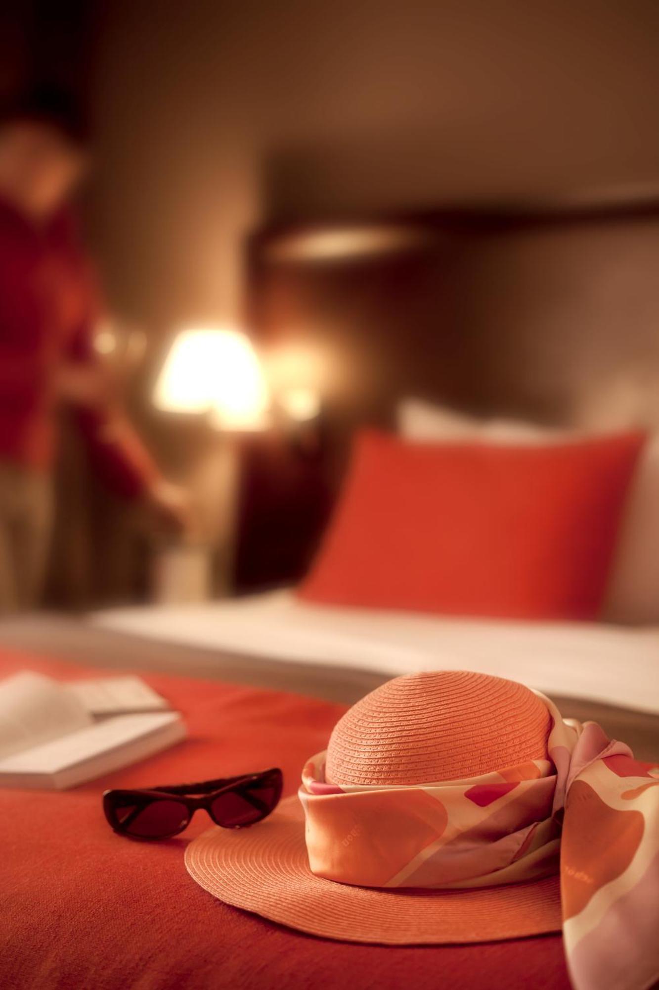 Deluxe Room with 1 King bed