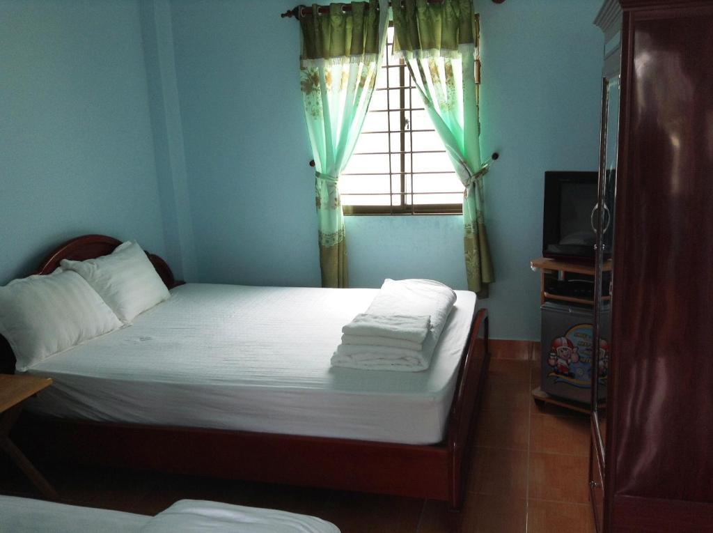 Double or Twin Room with Terrace