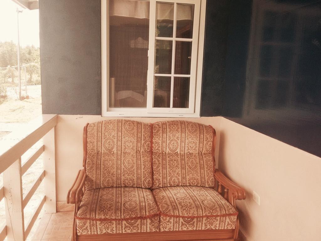 One-Bedroom Bungalow