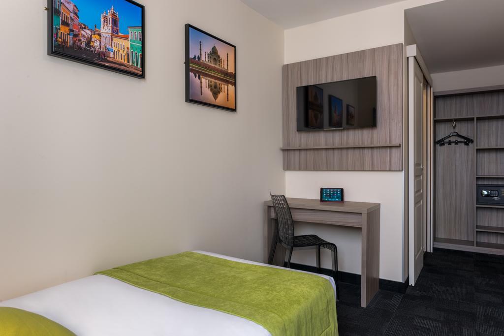 Single Room