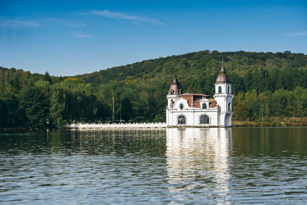 House on the lake