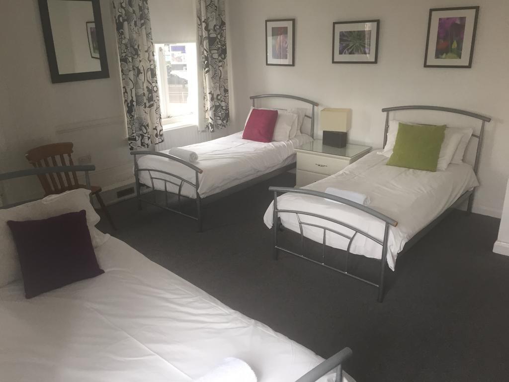 Triple Room with Shared Bathroom