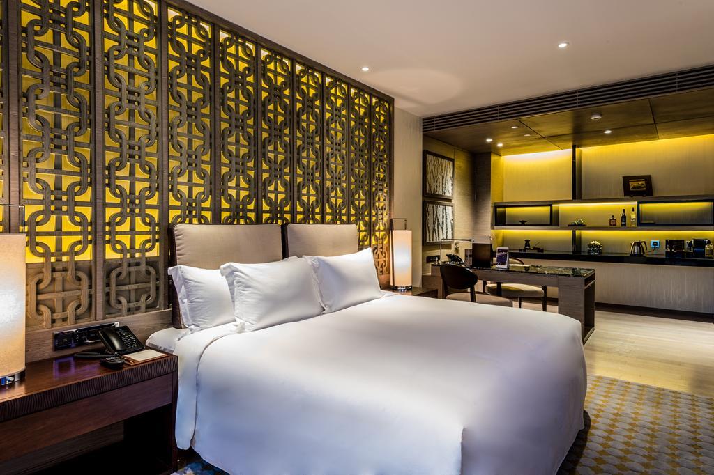 Urban Wellness Junior Suite
