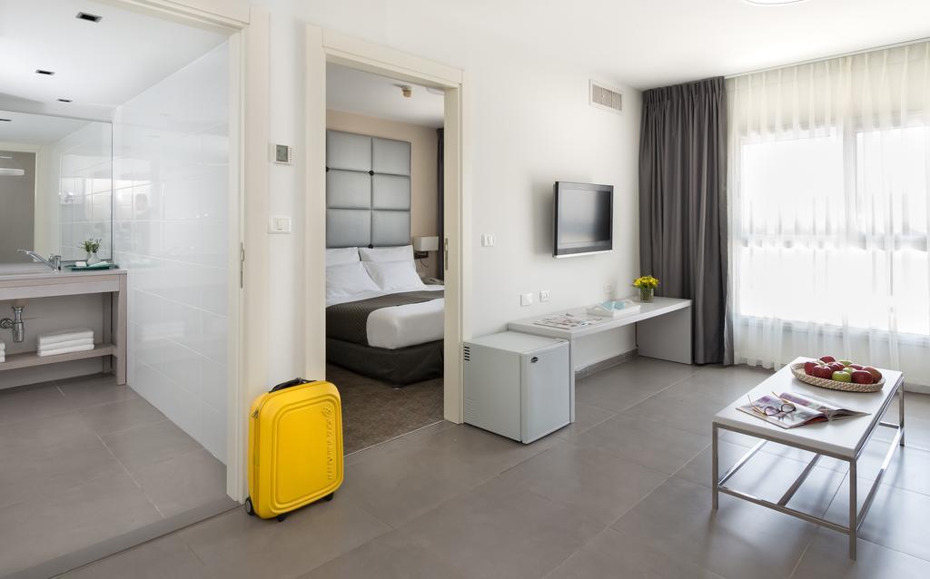Suite (4 Adults)