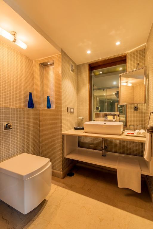 Hazel Suite