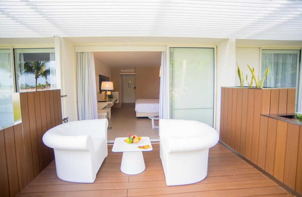 Sea View Room with Two Double Beds and Beach Terrace