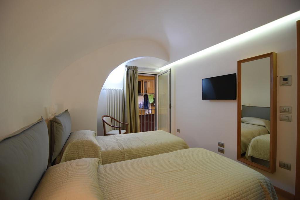 Standard Double or Twin Room with Private Bathroom