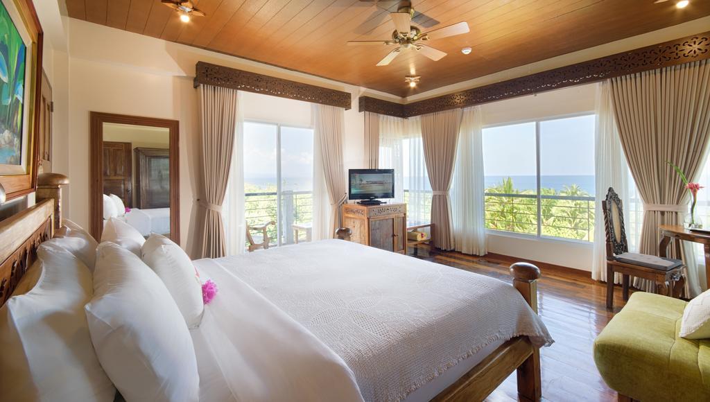 Samia King Room