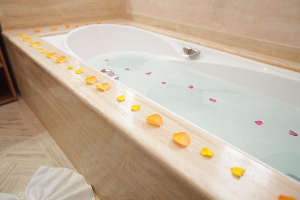 Villa 4 Chambres avec Piscine Privée Chauffée