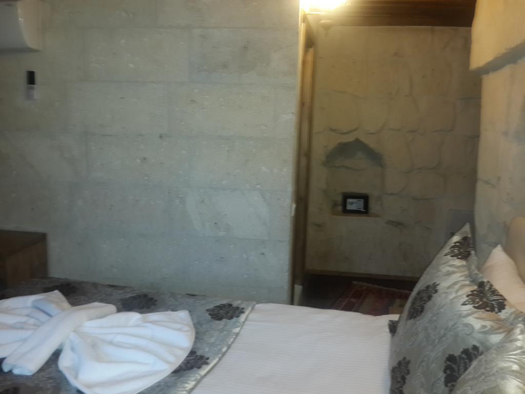 Standard Room with Bath