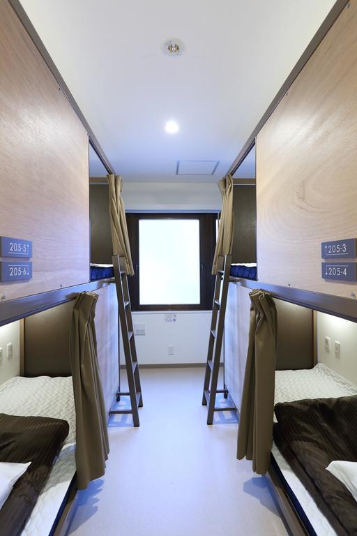 Bunk Bed in Mixed Dormitory Room