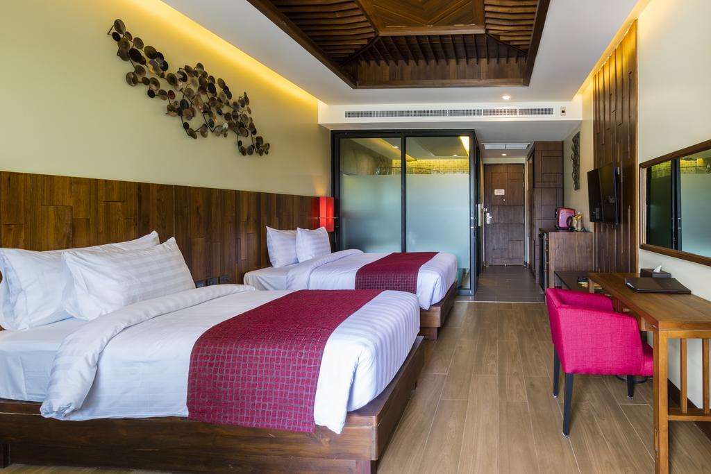 Premium Double or Twin Room with Mountain View