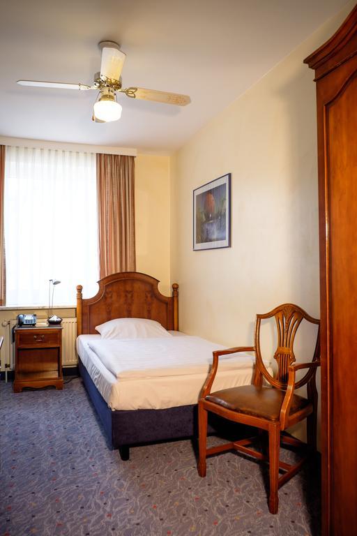Economy Single Room