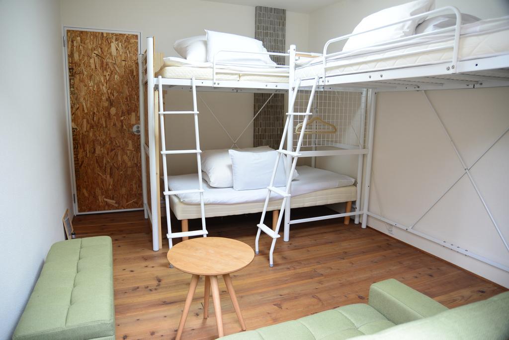 Triple Room with Shared Bathroom - Non-Smoking