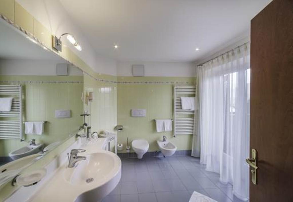Junior Suite with Balcony