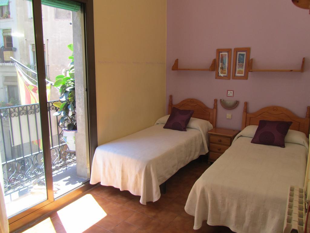 Twin Room with Shared Bathroom