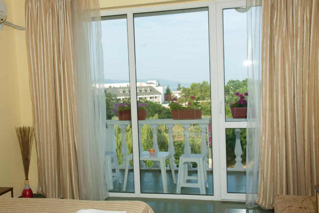 Double or Twin Room with Balcony